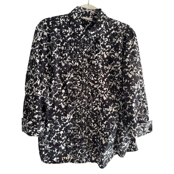 New York & Co Size XL Stretch Black & White Floral Button-Up Shirt Blouse - Picture 2 of 11